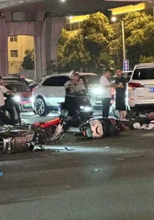电动车事故最新爆料,揭秘事故真相与安全警示  第2张
